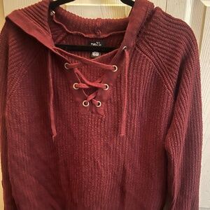 Rue 21 x large maroon sweater